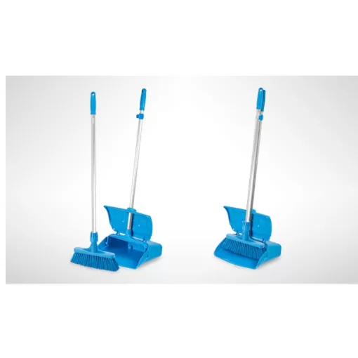 Igeax élelmiszeripari seprű, partvis, 28cm széles, 80cm nyéllel, kék, billenő szemetes lapáthoz