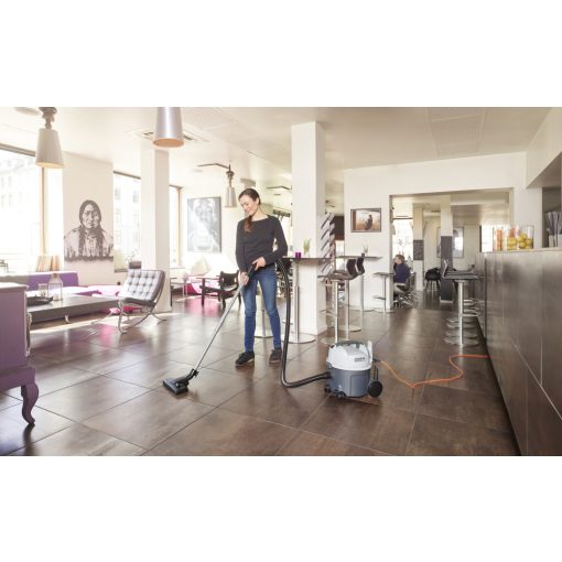 Nilfisk VP300 BASIC HEPA száraz porszívó