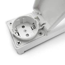 Avide LED Tükörvilágító Lámpa Hálózati Csatlakozó Aljzattal Szögletes Fehér Alu 665mm NW 4000K 15W IP44