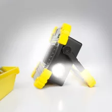Multifunkciós reflektor - Li-ion akkumulátorral, micro-USB