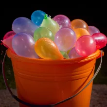 Vizibomba lufi készlet - 500 db lufi - 1,7 L töltőtartállyal